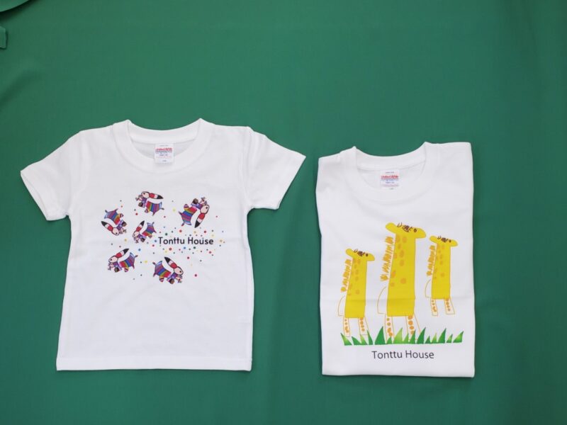 Tシャツ