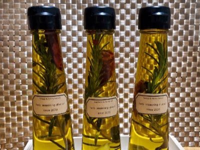 ハーブオリーブオイル